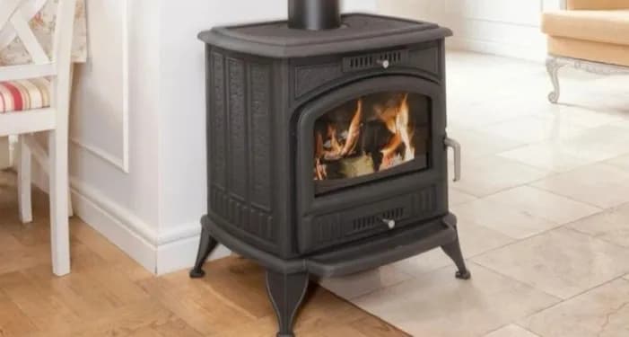 de-ce-este-soba-de-fonta-mai-buna-decat-soba-de-teracota